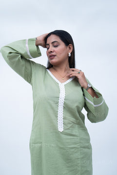 Velorrea Inaya pista green co-ord set