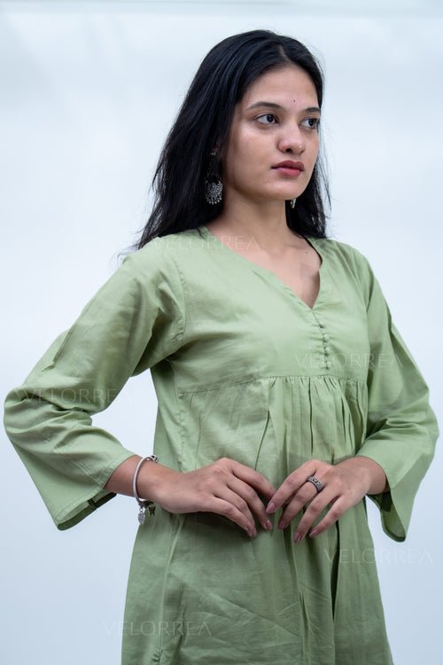 Velorrea Niraya pista green co-ord set