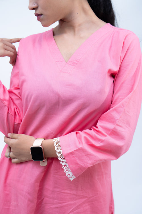 Velorrea Saira V-neck peach dress